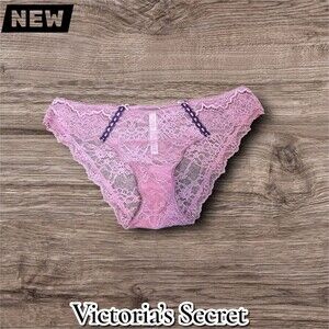 New With Tags Victoria’s Secret Dream Angels Lace Cheekini Panty